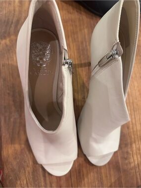 Vince Camuto Cream Peep-Toe Zip Booties
